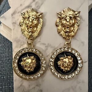 NEW Goldtone and Black Lion Head Earrings bold